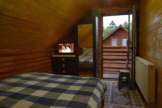 Дома для отпуска Cabanele Bumbu Satu Şugatag Таунхаус с 2 спальнями-56