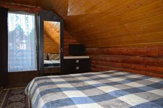 Дома для отпуска Cabanele Bumbu Satu Şugatag Таунхаус с 2 спальнями-59